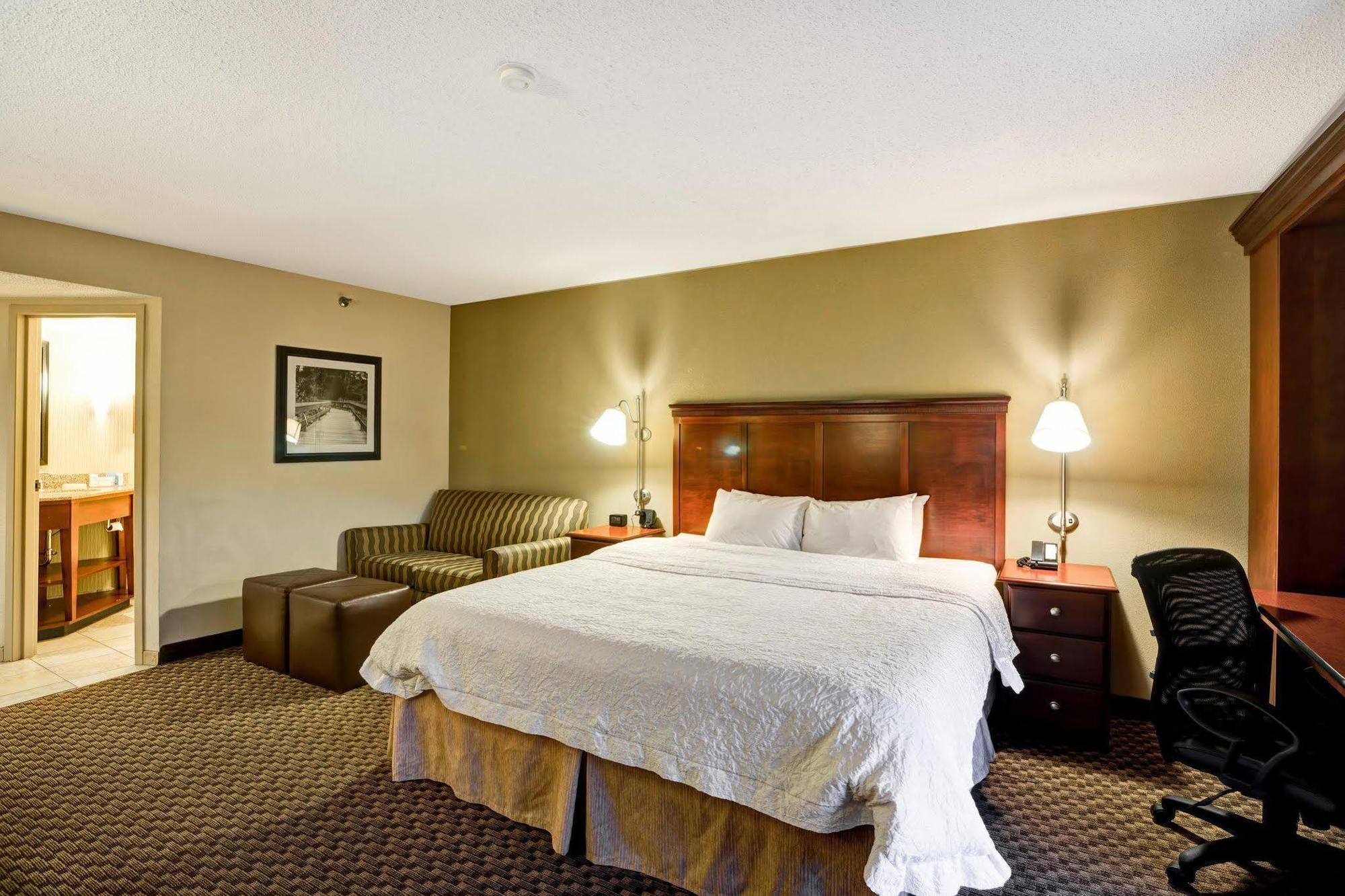 Hampton Inn Beckley Exterior foto